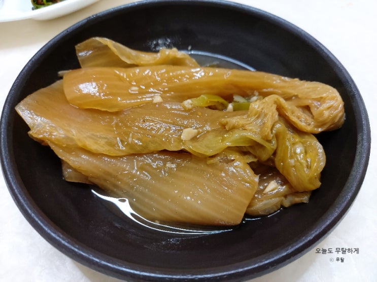  들기름에 푹 지진 묵은지찜 만드는 법  묵은지 활용 군내없이 맛있는 묵은지찜 레시피 묵은지요리 밥도둑