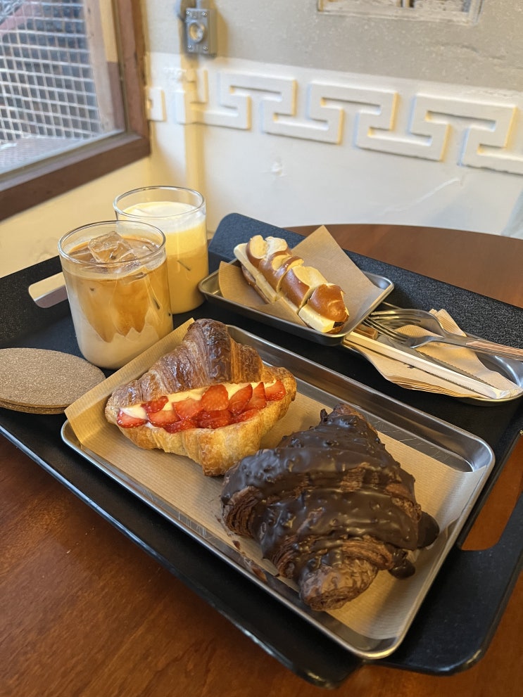  대구 교동에서 크루아상 맛집을 찾는다면 '레이지 모닝' 으로!
