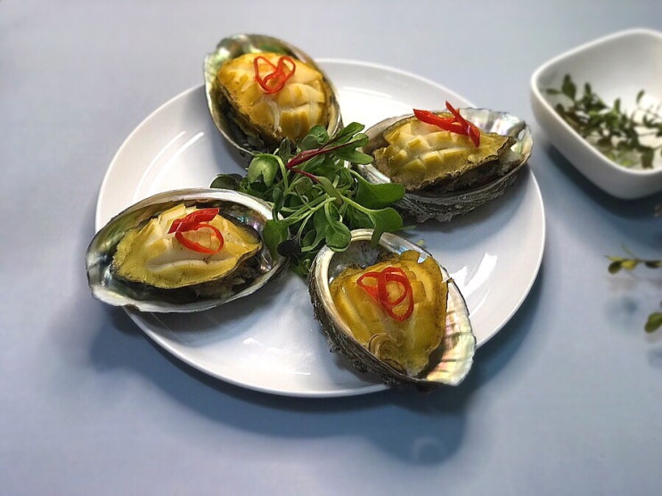  부드럽고 쫄깃한 전복 찜 비리지 않게 찌는 법