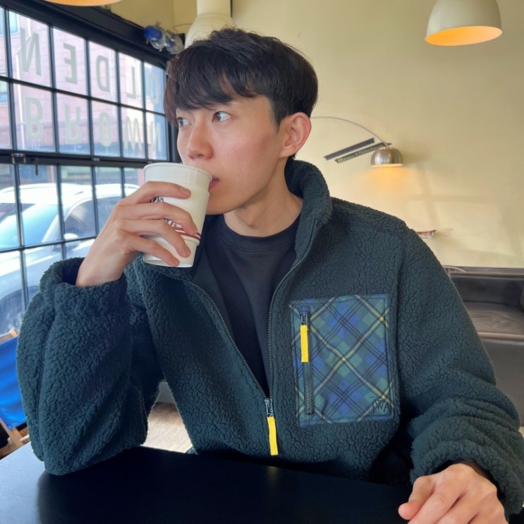  유니클로 JWA JW앤더슨 콜라보 보아 후리스 집업, 오버사이즈 파자마