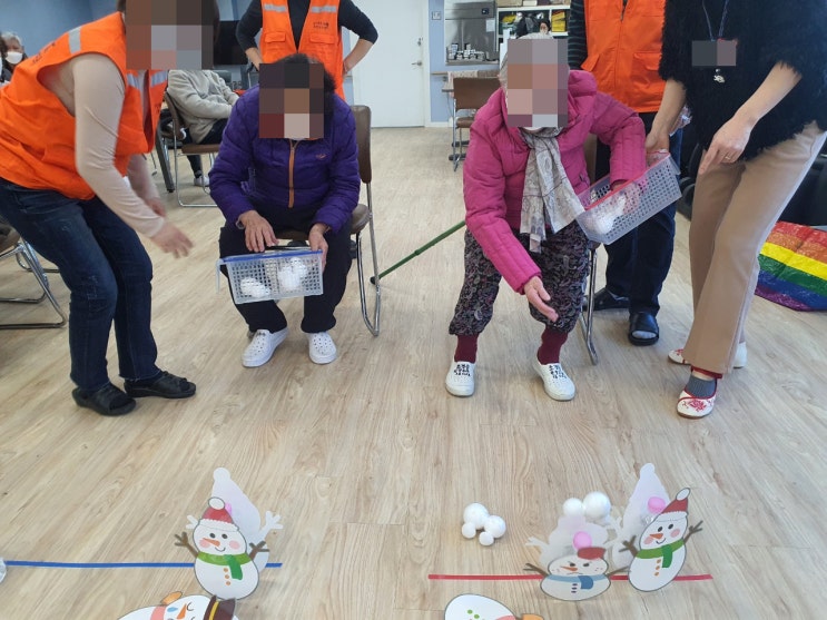  [달서구주간보호센터] 눈싸움~~_송현동/죽전/성서/화원/화원읍/대곡동/월성동/상인동/본리동/용산동/두류동/본동/성당동/이곡동/대명동/진천동/도원동/장기동/감삼동/대구/주간보호센터