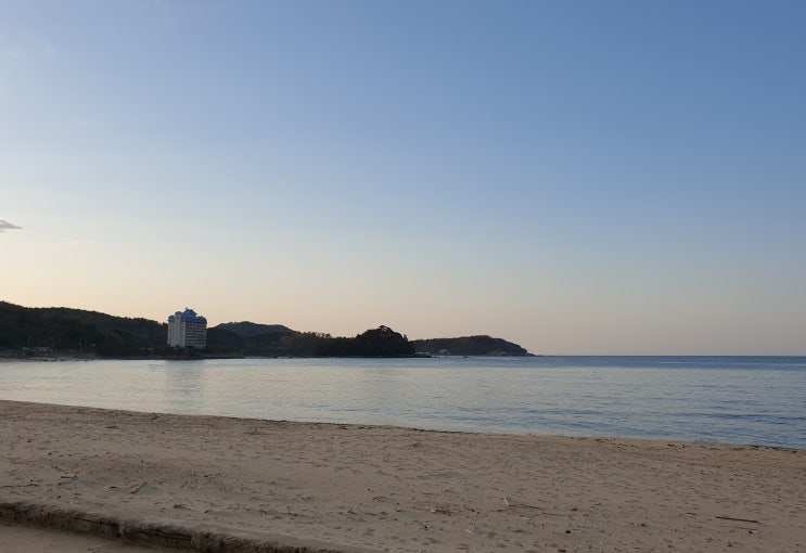 강원도 고성 조용한 바다 대진1리해수욕장