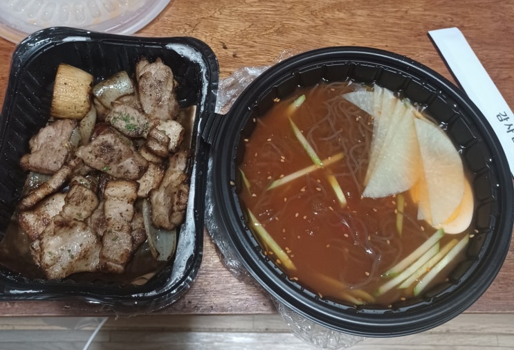  답십리 삼겹살 배달 맛집 고기와 냉면이 맛있는 직화구이통삼겹 후기