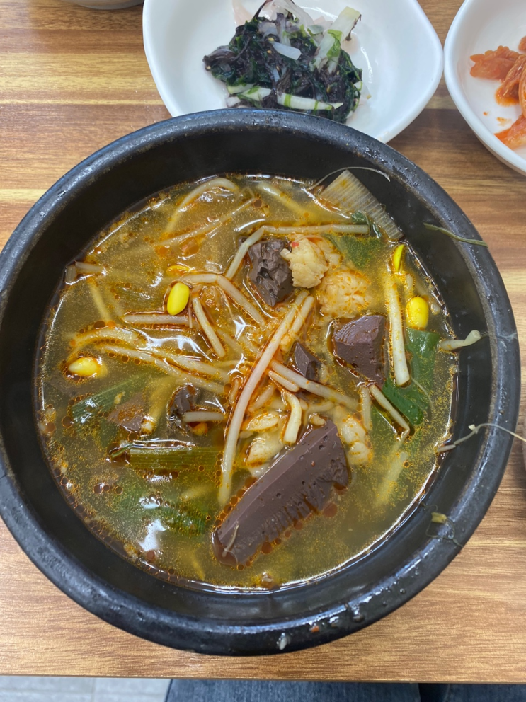  부산 대연동 선지국 맛있는 곳  며느리선지국 (feat.아빠)