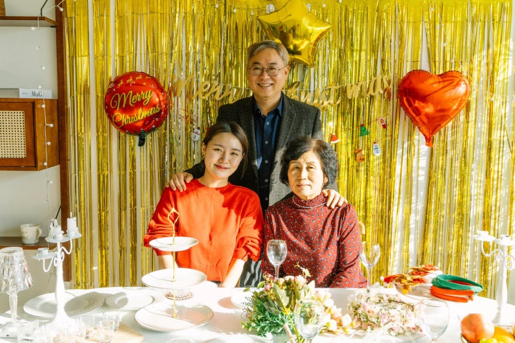  안산파티룸 자연광이 따스한 904 스튜디오, 가족들과 미리 CHRISTMAS PARTY