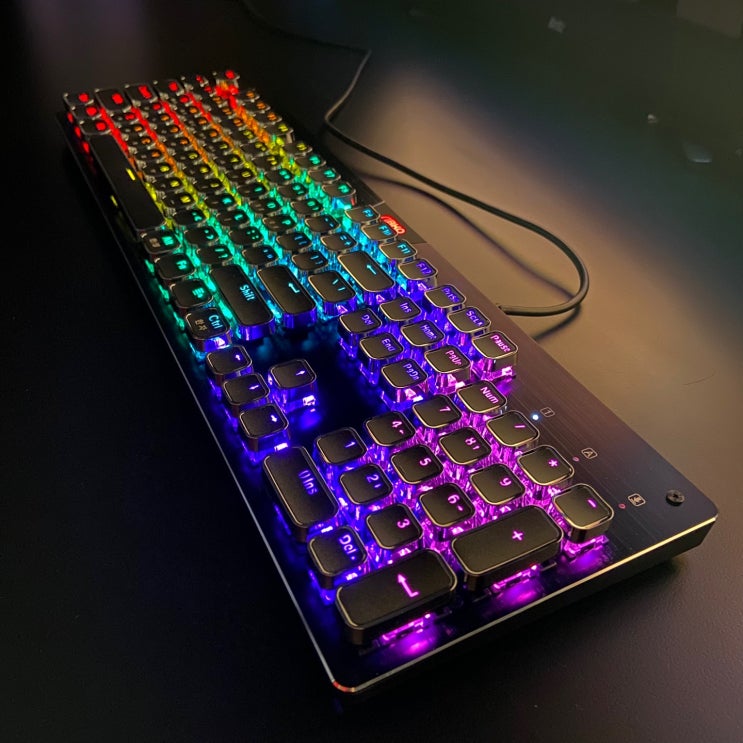 앱코 K840스퀘어 레트로키보드 블랙 갈축 사용후기 앱코 K840스퀘어 레트로키보드 블랙 갈축 사용후기