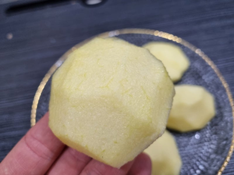 거창사과10kg 흠집사과 너무 맛있어요~
