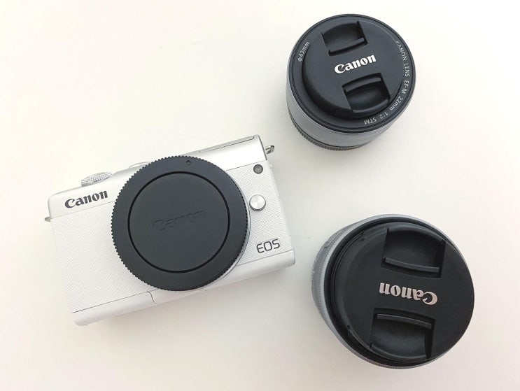 캐논 미러리스 EOS M200 화이트 번들 및 단렌즈 22mm 키트 블로그 카메라 추천 셀프 생일선물