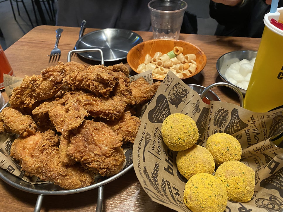 BHC치킨 남양주양지점 사진 4