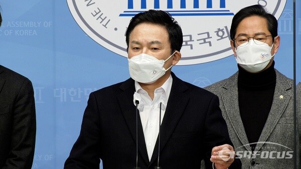 대장동 1타강사 <b>원희룡</b> "유동규 <b>압수수색</b> 전 이재명 최측근... 