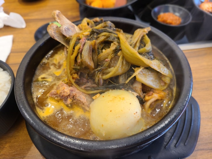 [구의역] 풍성감자탕 - 우거지 뼈해장국 맛집