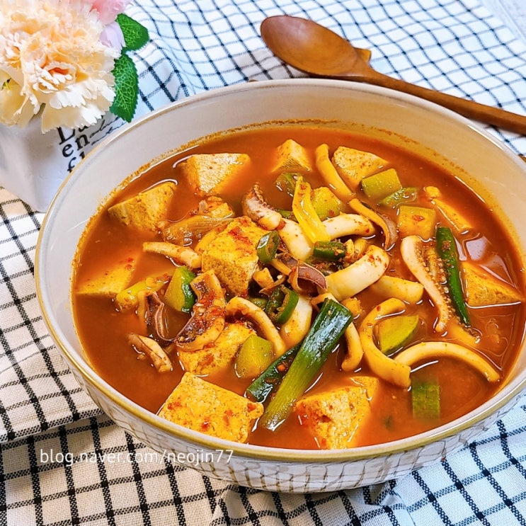 오징어찌개 만드는법 칼칼한 오징어고추장찌개 저녁메뉴 찌개요리