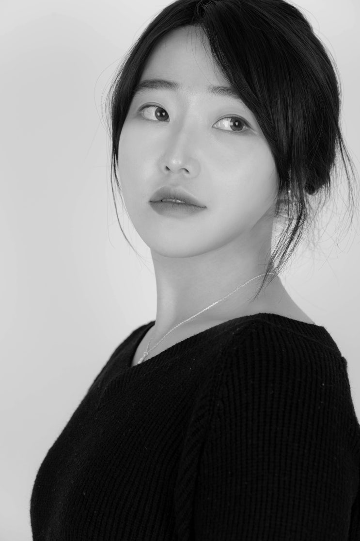  유니블리 예쁜 반머리집게핀이 많은 헤어핀쇼핑몰에서