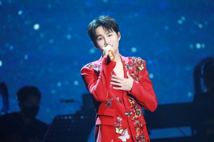 김희재 '2021 한류문화<b>대상</b>' 우수상 수상..<b>라이징 스타</b> 우뚝