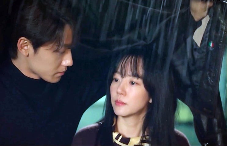  멜랑꼴리아 11회 줄거리 및 리뷰  : 성공한 아들의 선물 청국장. 그 남자를 생각하는 임수정.
