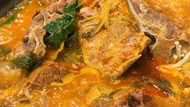 시흥 정왕동 라라감자탕 20년 전통 독특한 육수 맛집 시흥 정왕동 라라감자탕 20년 전통 독특한 육수 맛집