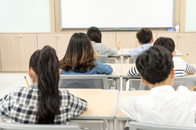 “방과후학교, 사교육보다 아동발달 도움 안 돼”