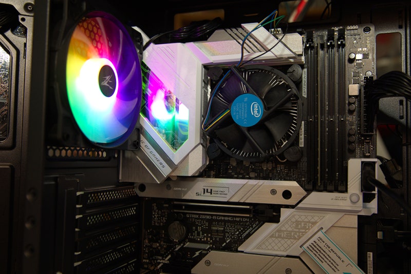 고사양 작업을 위한 선택 : ASUS ROG STRIX Z690-A GAMING WIFI D4 메인보드