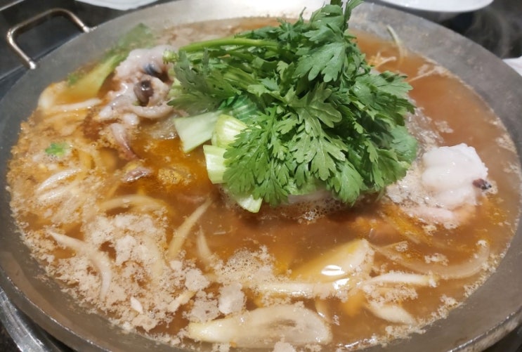 이태원 맛집 앤틱가구거리 맛집 고인돌 한식맛집 이태원 맛집 앤틱가구거리 맛집 고인돌 한식맛집