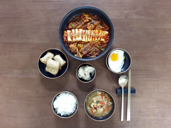  대패삼겹살짜글이 만들기 / 자투리 고기와 두부 넣고 만들어 보았어요