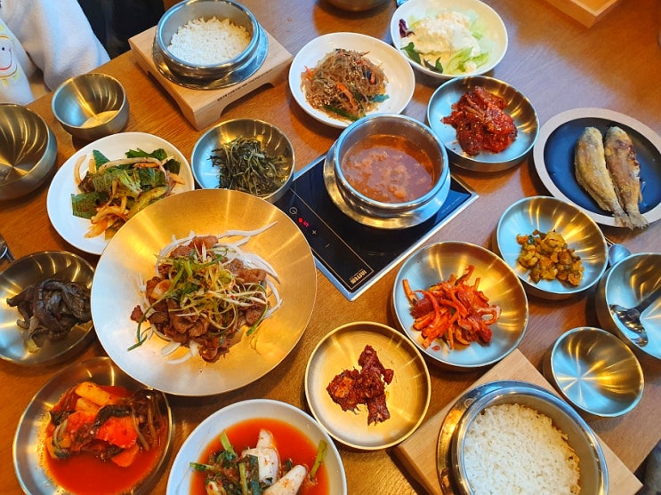  산수애_율동공원 한정식맛집 // 서빙로봇이 있는 깔끔하고 정갈한 한정식 맛집