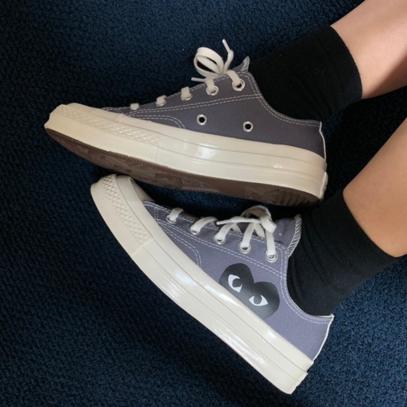 크림 KREAM Comme des Garçons 블랙 와펜 반팔 Stussy 반팔 Maison Kitsune 반팔 티셔츠 인기 상품 추천