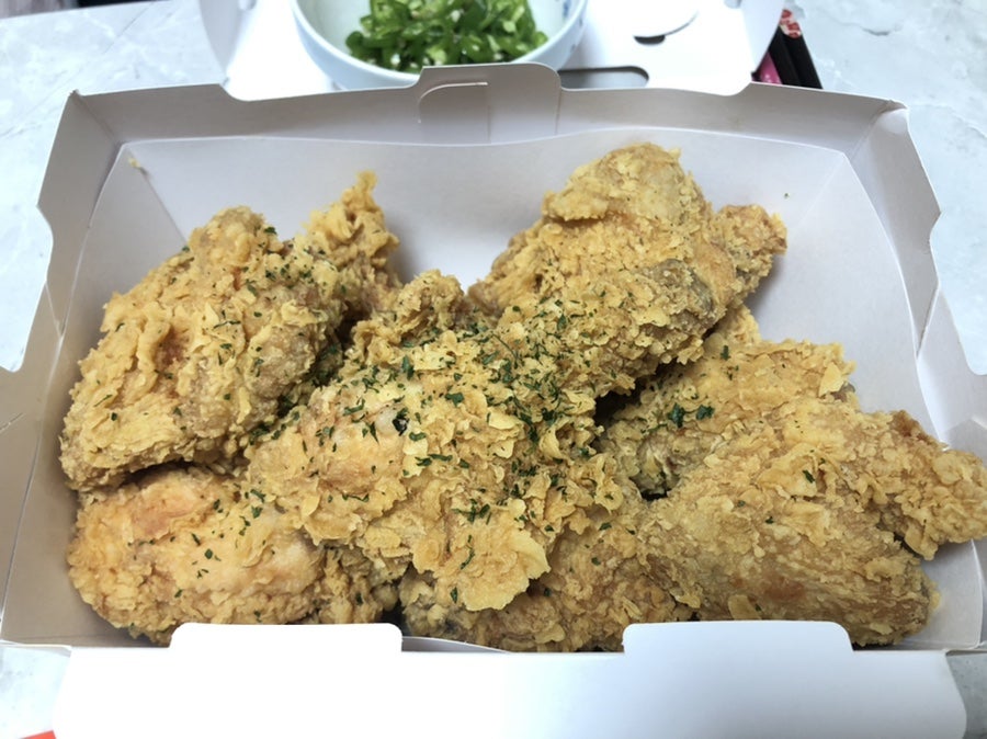 BHC치킨 충북진천점 사진 3