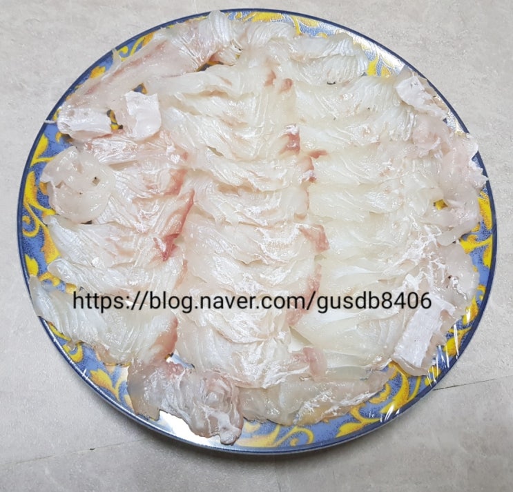 인천 북성포구 인천어시장 2.3k 자연산 광어 내 돈 내산~ 인천 북성포구 인천어시장 2.3k 자연산 광어 내 돈 내산~