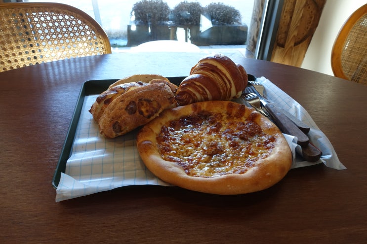  파주 빵집 빵지순례 파주 카페 아티장