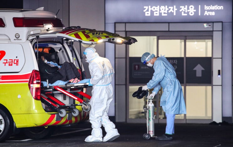 오미크론 감염자 4명, 코로나 백신 부스터샷 3차 접종후 감염 오미크론 감염자 4명, 코로나 백신 부스터샷 3차 접종후 감염