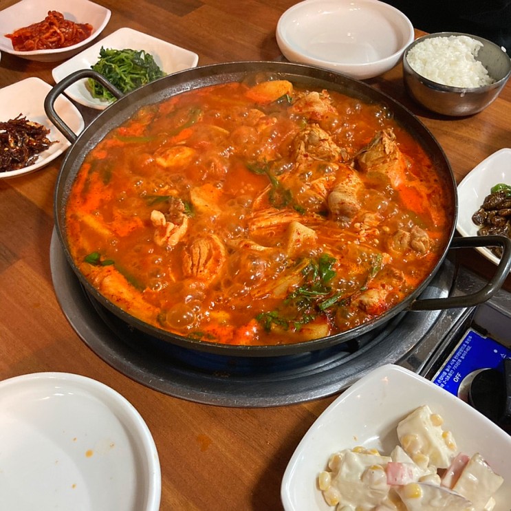 용암동 닭볶음탕 맛집 청주 '장터' 용광 밥집 맛있던 곳