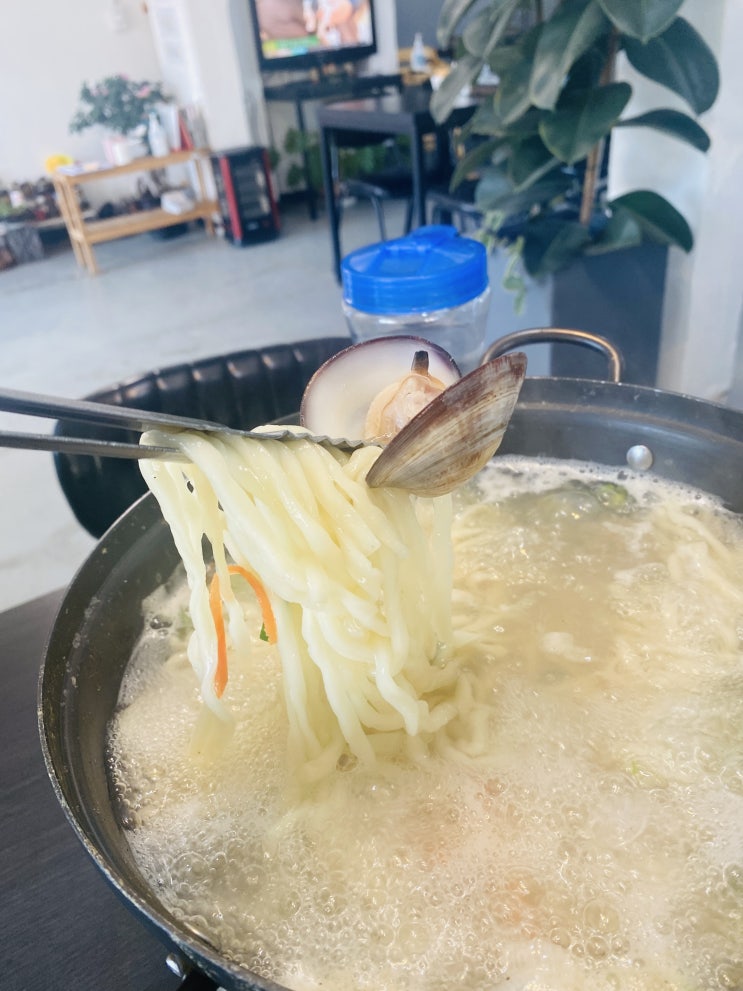 강화도 칼국수 파전 맛집 소담칼국수 국물굿