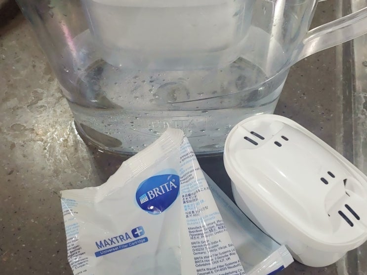  브리타 정수기 사용법 및 필터 분리수거