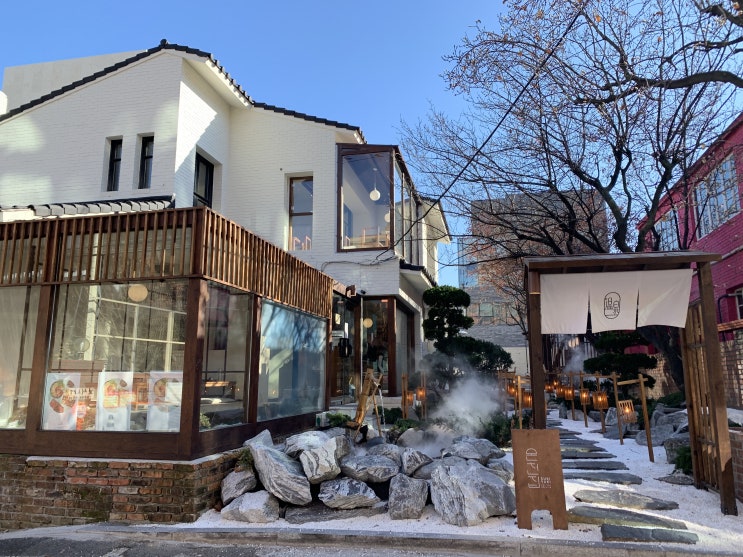  압구정 도산 온천집 스키야키 : 예약 및 워크인 정보와 스키야키 스페셜 한우 코스 후기