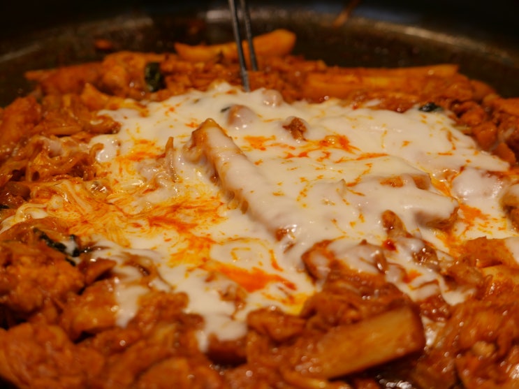  박수쳤던 광명역 맛집 오투닭갈비 부대찌개 AK플라자 어반브릭스점