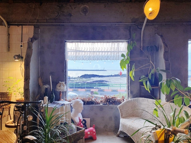  제주 구좌읍 세화해변) 카페한라산! 제주도 동쪽 바다뷰, 인생샷 카페
