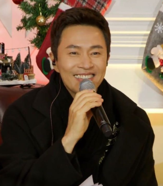 가수 김정민 근황 6개월마다 미간에 보톡스 맞아 무슨일
