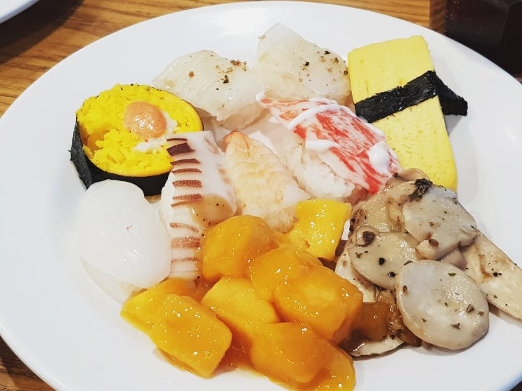 일산 마두역 뷔페 <애슐리퀸즈> 야무지게 런치 이용, 퀸즈 블랙&퍼플 파티! 일산 마두역 뷔페 <애슐리퀸즈> 야무지게 런치 이용, 퀸즈 블랙&퍼플 파티!