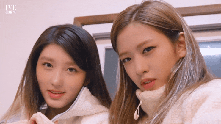  IVE 아이브 움짤 14