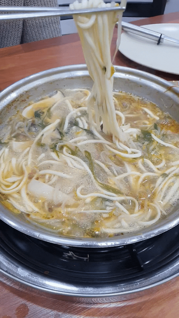 원주 현지인 맛집, 무실동 봉창이해물칼국수[내돈내먹]