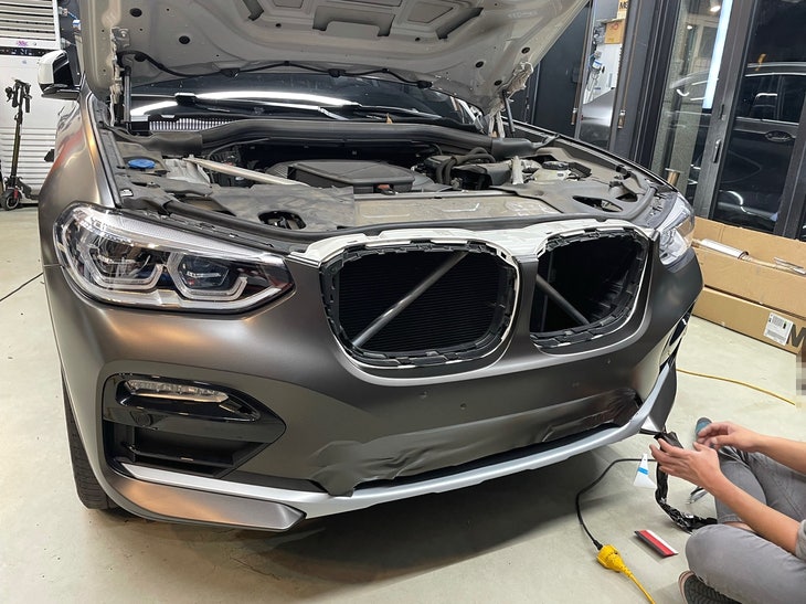 서울 강남구 / 랩핑 / BMW / X4