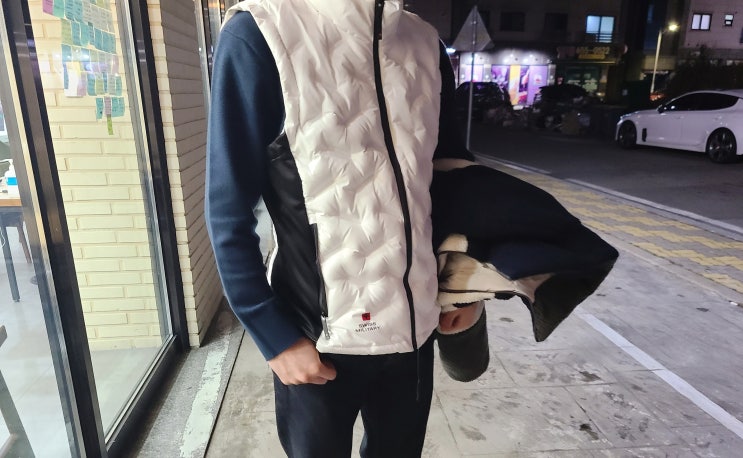  야외근무 출근룩! 열선으로 따뜻한 스위스밀리터리 발열조끼