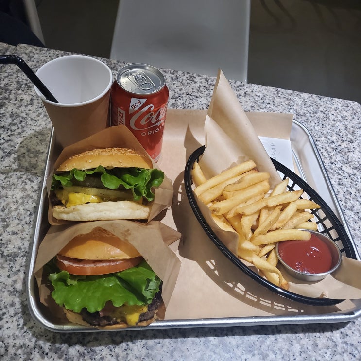  송도에 생긴 버맥맛집 - 인천맥주 (aka. 레바논버거)