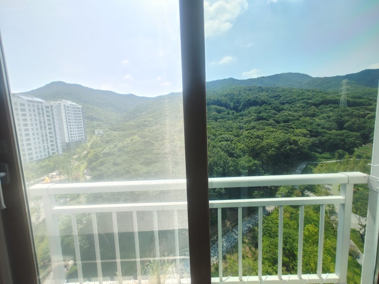  남양주 아파트썬팅 퇴계원 별내동 다산동 아파트 거실창문 열차단썬팅 저층 시선차단썬팅 단열필름썬팅 시공