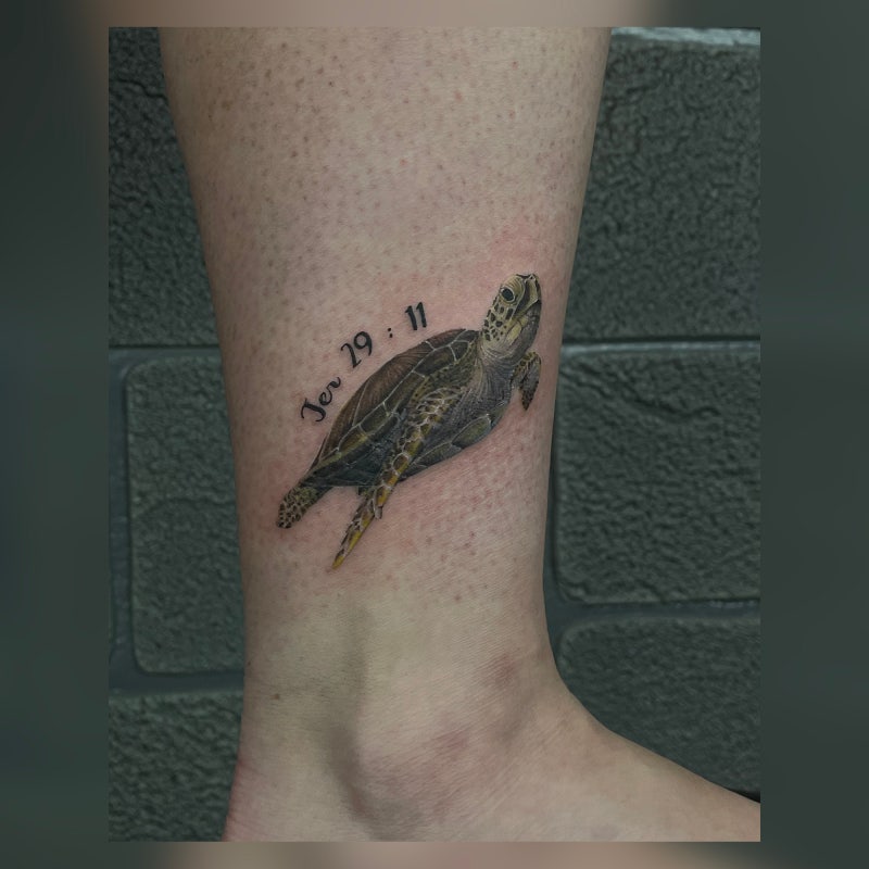 간단한 바다거북 문신
