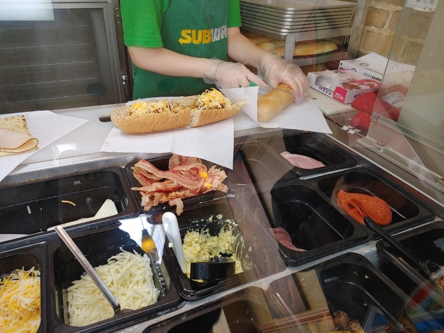 써브웨이 한대역점 사진 2
