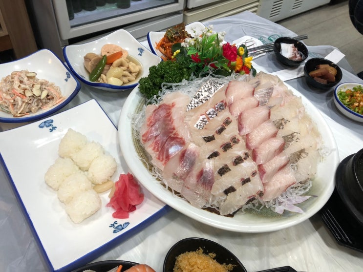  [수영구횟집 자갈치횟집] 인당 3만원이면 배터지게 먹을 수 있는 횟집