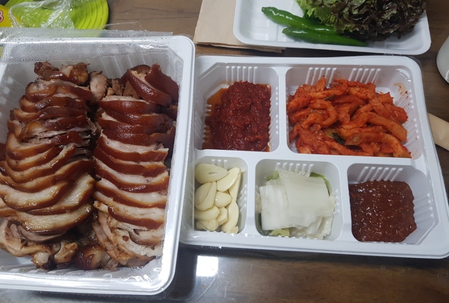 바로삶은보양족발 시흥점 사진 2