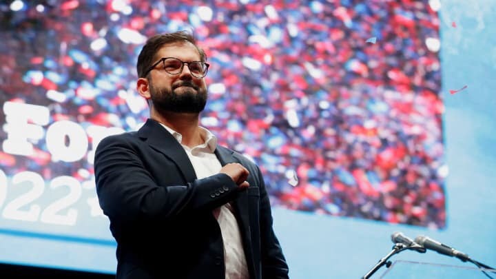  Gabriel Boric vows to ‘fight privileges of the few’