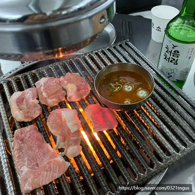  [신사고기집/신사뒷고기] 돼지 특수부위 맛집인 가로수길 고기집- ‘신사 모소리’